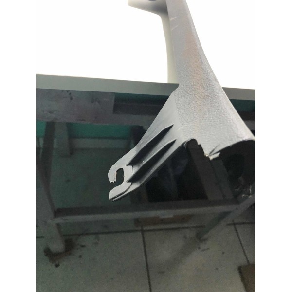 Acabamento Soleira Banco Tras Direito Passat Tsi 3c5867766