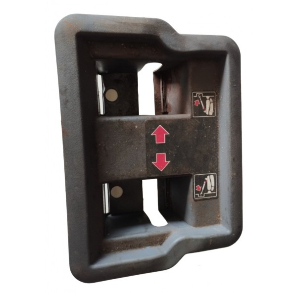 Moldura Carpete Banco Traseiro Classe A160 2000 A1686801117