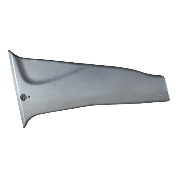 Acabamento Direito Coluna Central Classe A160 A1686920222